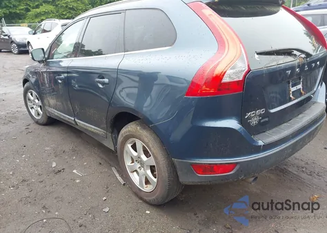 2011 Volvo Xc60 3.2/3.2 R-Design from USA, damaged, VIN YV4952DZ7B2200908